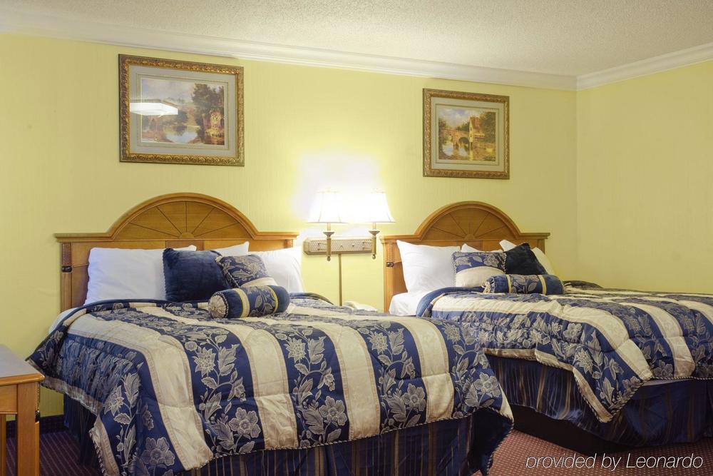Muir Woods Hotel 2*